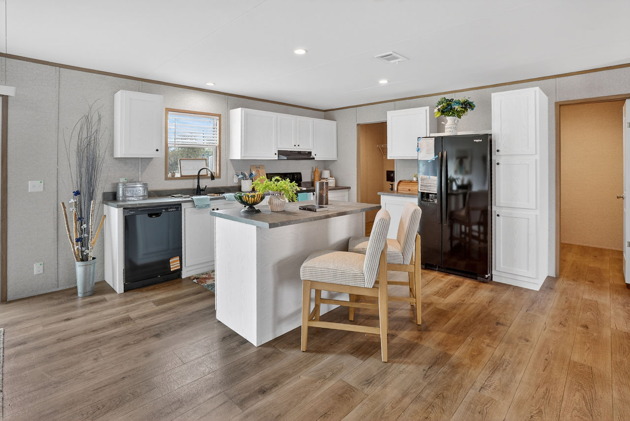 Champion Prime Henderson 135 — 5 bed, 3 bath, 2,305 sq ft new manufactured home